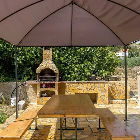 Nika דירה *